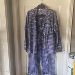 Victoria's Secret Navy and White Pajama Set size medium